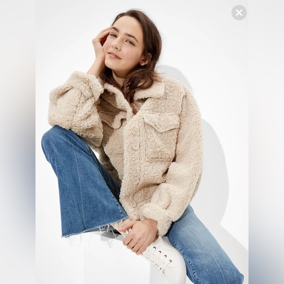 NWT - American Eagle - AE Sherpa Trucker Jacket - Cream - Large - Picture 2 of 6